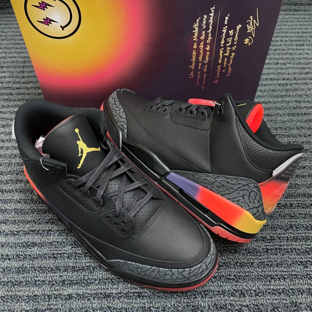 J BALVIN 3 RETROS